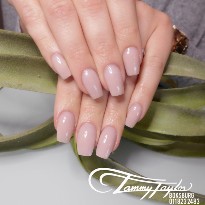 VERNIS SEMI PERMANENT CASHMERE BEIGE  TAMMY TAYLOR