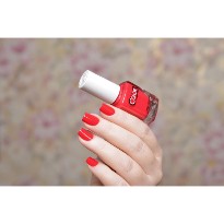 VERNIS SEMI PERMANENT REGATTA RED #832 COLOR CLUB 